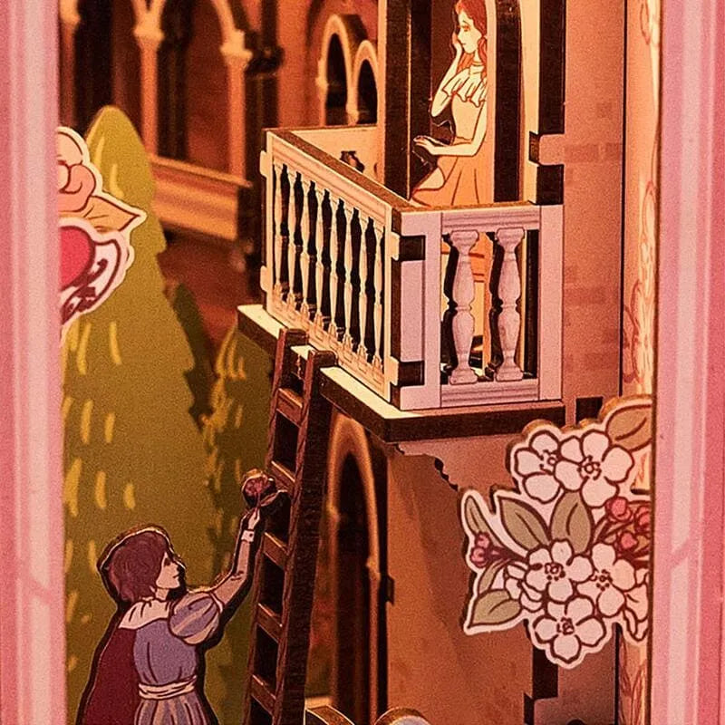 Book Nook - Romeo y Julieta