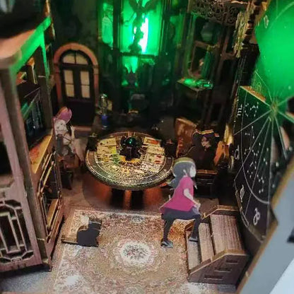 Book Nook - Sociedad de Adivinación del Tarot