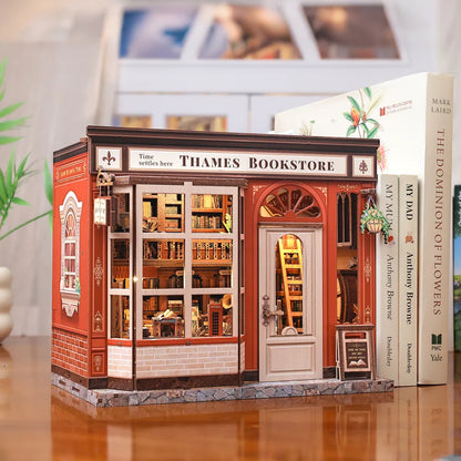 Kit de Casa en Miniatura - Book Nook Thames